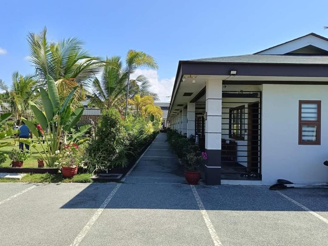 Marand Beach Resort 巴旺 外观 照片
