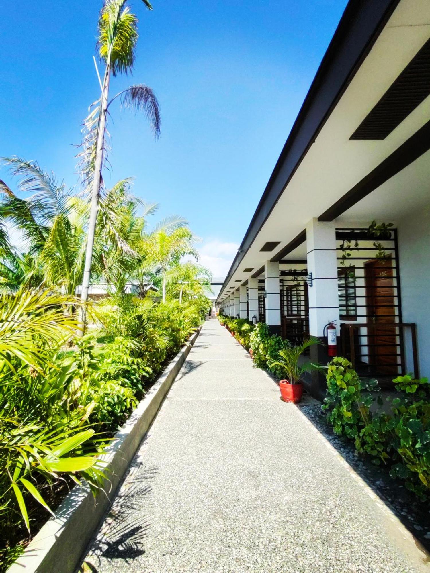 Marand Beach Resort 巴旺 外观 照片